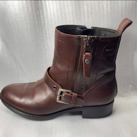 100%GENUINE LEATHER GEOX ITALIAN PATENT MOTOBOOT 7
